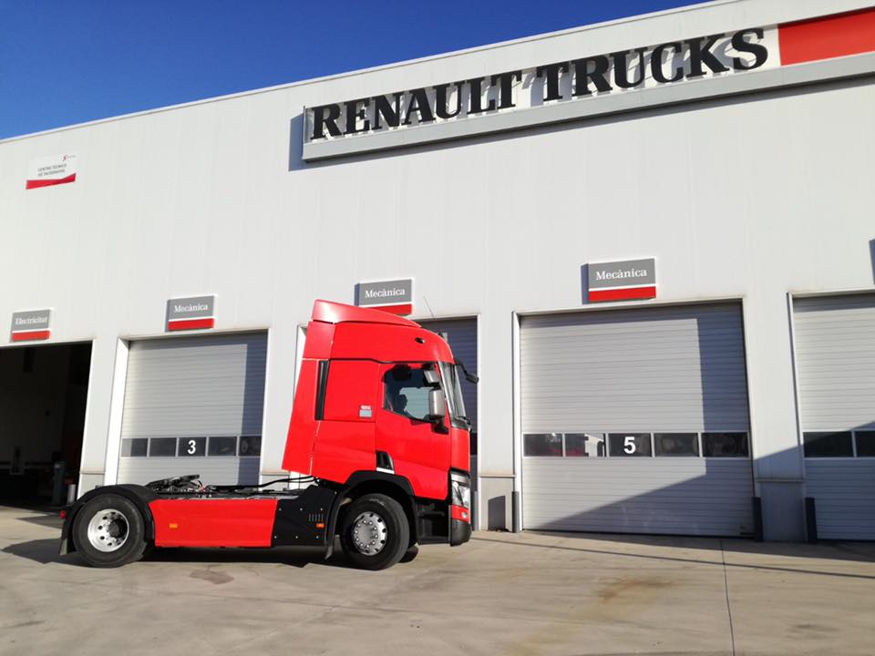 La empresa 1411 Transportistes amplía su flota con este nuevo Renault Trucks T-460